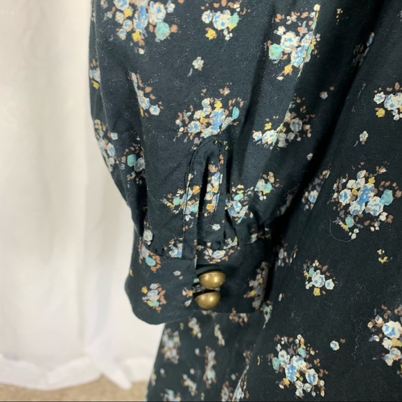 Retro vintage style floral coat with plaid lining - Picture 4 of 16